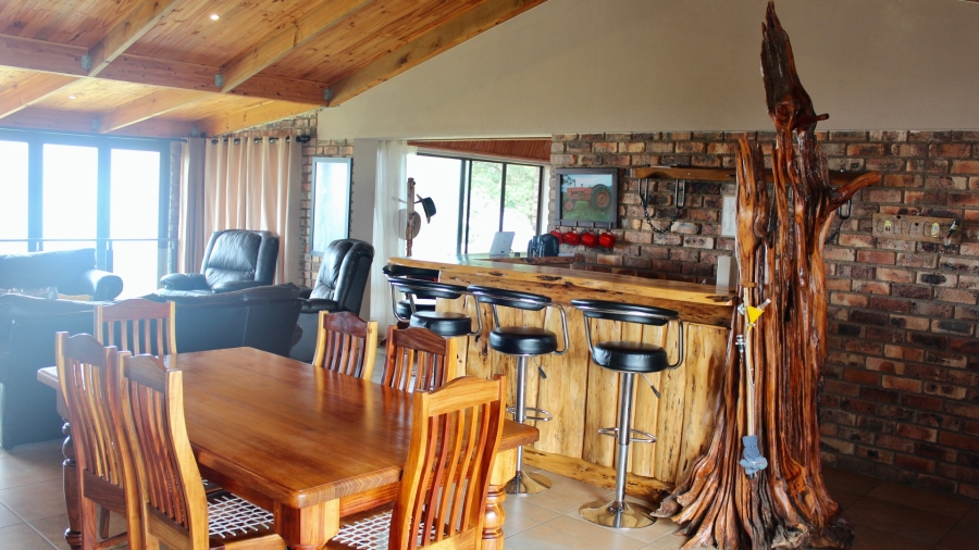 Commercial Property for Sale in Hansmoeskraal A H Western Cape